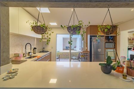 Casa à venda com 4 quartos, 240m² em Planalto Paulista, São Paulo
