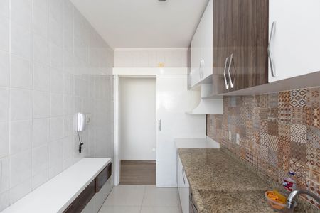 Apartamento para alugar com 58m², 3 quartos e 1 vaga Apartamento para alugar com 58m², 3 quartos e 1 vagaCozinha - Armários
