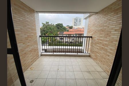 Apartamento para alugar com 70m², 3 quartos e 1 vaga Apartamento para alugar com 70m², 3 quartos e 1 vagaVaranda
