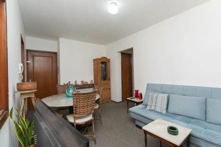Sala de apartamento para alugar com 2 quartos, 75m² em Petrópolis, Porto Alegre
