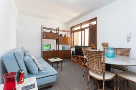 Sala de apartamento para alugar com 2 quartos, 75m² em Petrópolis, Porto Alegre