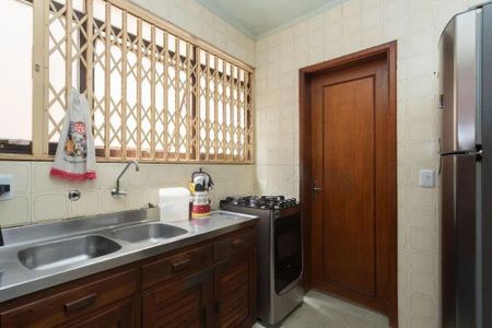 Cozinha de apartamento para alugar com 2 quartos, 75m² em Petrópolis, Porto Alegre