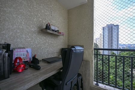 Escritório de apartamento à venda com 2 quartos, 63m² em Chácara Agrindus, Taboão da Serra