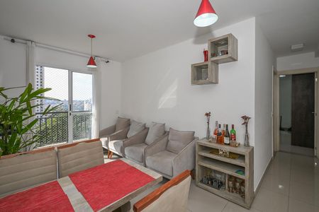 Sala de apartamento à venda com 2 quartos, 63m² em Chácara Agrindus, Taboão da Serra
