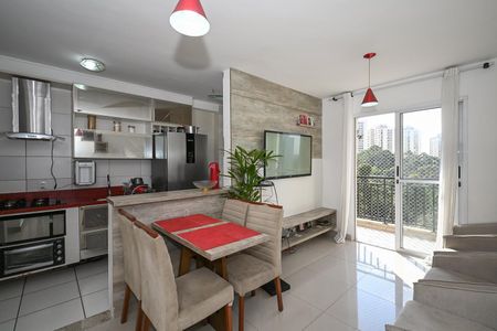 Sala de apartamento à venda com 2 quartos, 63m² em Chácara Agrindus, Taboão da Serra