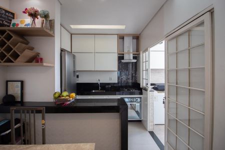 Casa à venda com 120m², 3 quartos e 2 vagas Casa à venda com 120m², 3 quartos e 2 vagasCozinha e Copa
