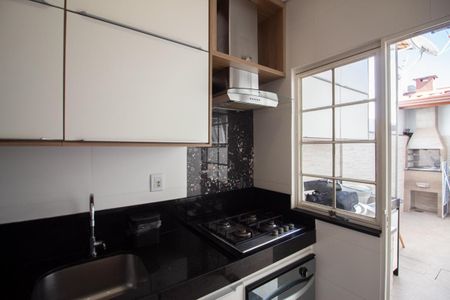 Casa à venda com 120m², 3 quartos e 2 vagas Casa à venda com 120m², 3 quartos e 2 vagasCozinha e Copa