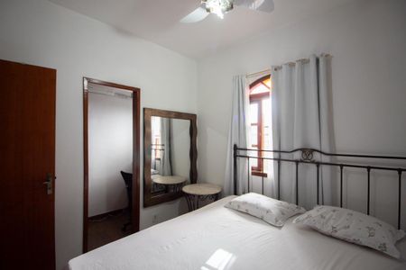 Casa à venda com 120m², 3 quartos e 2 vagas Casa à venda com 120m², 3 quartos e 2 vagasSuíte