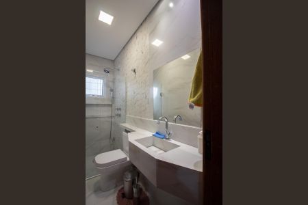 Casa à venda com 120m², 3 quartos e 2 vagas Casa à venda com 120m², 3 quartos e 2 vagasBanheiro Social