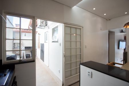 Casa à venda com 120m², 3 quartos e 2 vagas Casa à venda com 120m², 3 quartos e 2 vagasCozinha e Copa