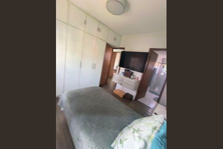 Apartamento à venda com 119m², 3 quartos e 2 vagas Apartamento à venda com 119m², 3 quartos e 2 vagasQuarto
