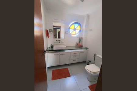 Apartamento à venda com 119m², 3 quartos e 2 vagas Apartamento à venda com 119m², 3 quartos e 2 vagasBanheiro