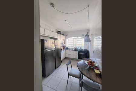 Cozinha de apartamento à venda com 3 quartos, 119m² em Vila Bastos, Santo André