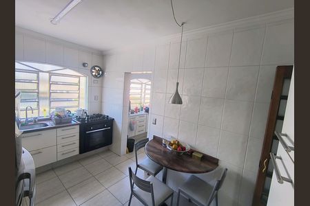 Cozinha de apartamento à venda com 3 quartos, 119m² em Vila Bastos, Santo André
