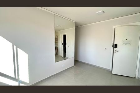 Apartamento à venda com 45m², 2 quartos e 1 vaga Apartamento à venda com 45m², 2 quartos e 1 vagaSala