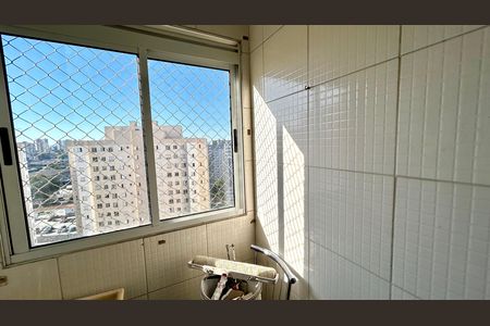 Apartamento à venda com 45m², 2 quartos e 1 vaga Apartamento à venda com 45m², 2 quartos e 1 vagaÁrea de Serviço