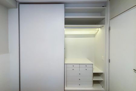 Apartamento para alugar com 48m², 1 quarto e 1 vaga