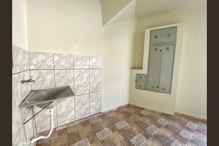 Casa para alugar com 75m², 2 quartos e 1 vagaÁrea de Serviço