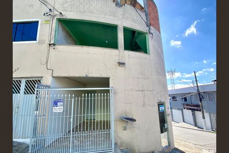 Casa para alugar com 75m², 2 quartos e 1 vagaPlaca instalada na fachada do imóvel 