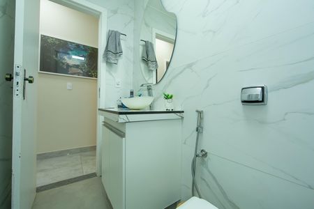 Apartamento à venda com 105m², 3 quartos e 2 vagasBANHEIRO1
