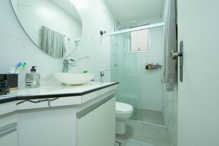Apartamento à venda com 105m², 3 quartos e 2 vagasBANHEIRO1