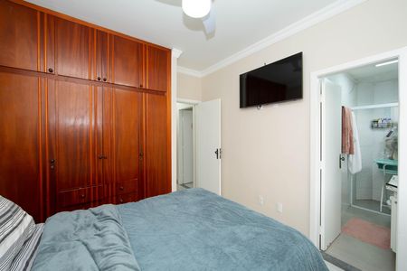 Apartamento à venda com 105m², 3 quartos e 2 vagasQUARTO2