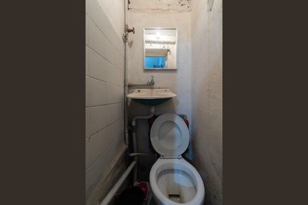 Casa à venda com 150m², 2 quartos e 1 vaga Casa à venda com 150m², 2 quartos e 1 vagaLavabo Salão