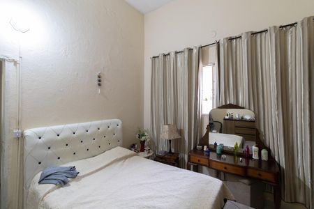 Casa à venda com 150m², 2 quartos e 1 vaga Casa à venda com 150m², 2 quartos e 1 vagaQuarto 1