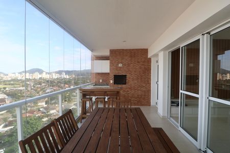 Apartamento para alugar com 101m², 3 quartos e 2 vagas Apartamento para alugar com 101m², 3 quartos e 2 vagasVaranda