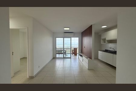 Sala de apartamento para alugar com 3 quartos, 101m² em Parque Enseada, Guarujá