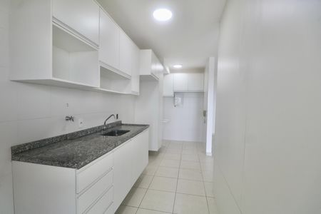 Apartamento para alugar com 101m², 3 quartos e 2 vagas Apartamento para alugar com 101m², 3 quartos e 2 vagasCozinha