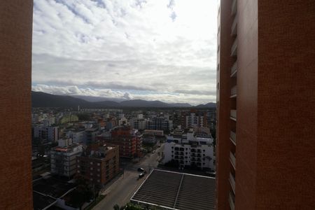Apartamento para alugar com 101m², 3 quartos e 2 vagas Apartamento para alugar com 101m², 3 quartos e 2 vagasVista