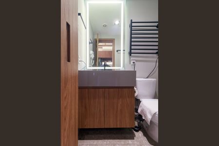 Studio à venda com 25m², 0 quarto e sem vaga Studio à venda com 25m², 0 quarto e sem vagaBanheiro