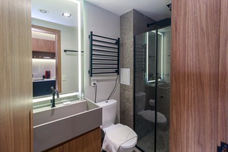 Studio à venda com 25m², 0 quarto e sem vaga Studio à venda com 25m², 0 quarto e sem vagaBanheiro