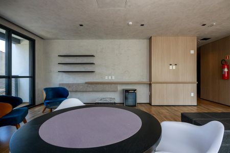 Studio à venda com 25m², 0 quarto e sem vaga Studio à venda com 25m², 0 quarto e sem vagaEspaço de Jogos