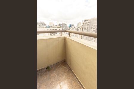 Apartamento à venda com 250m², 2 quartos e 3 vagas Apartamento à venda com 250m², 2 quartos e 3 vagasSuíte 2