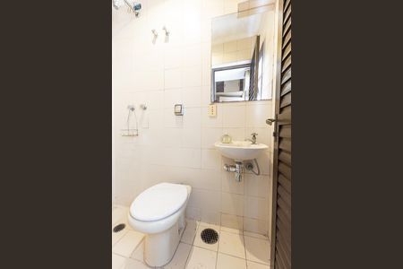 Apartamento à venda com 250m², 2 quartos e 3 vagas Apartamento à venda com 250m², 2 quartos e 3 vagasÁrea de Serviço