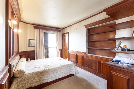 Apartamento à venda com 250m², 2 quartos e 3 vagas Apartamento à venda com 250m², 2 quartos e 3 vagasSuíte 1