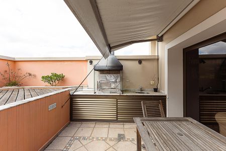 Apartamento à venda com 250m², 2 quartos e 3 vagas Apartamento à venda com 250m², 2 quartos e 3 vagasCobertura
