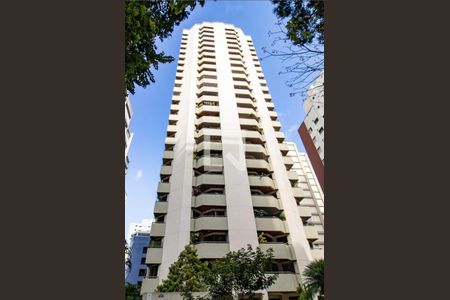 Apartamento à venda com 250m², 2 quartos e 3 vagas Apartamento à venda com 250m², 2 quartos e 3 vagasFachada