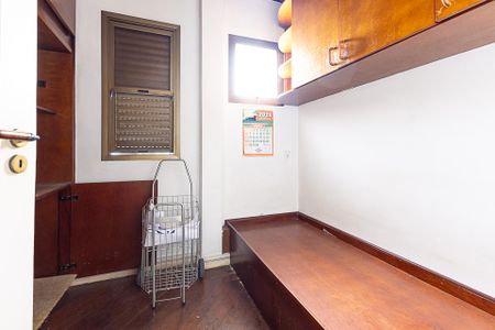 Apartamento à venda com 250m², 2 quartos e 3 vagas Apartamento à venda com 250m², 2 quartos e 3 vagasÁrea de Serviço