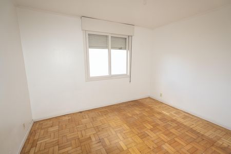 Quarto 1 de apartamento para alugar com 2 quartos, 64m² em Floresta, Porto Alegre