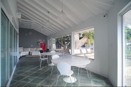 Apartamento à venda com 105m², 3 quartos e 1 vagaÁrea comum - Salão de festas