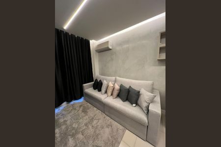 Apartamento à venda com 43m², 1 quarto e 1 vaga Apartamento à venda com 43m², 1 quarto e 1 vagaFoto 02