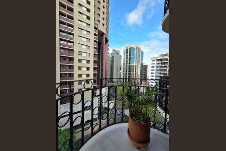 Apartamento à venda com 40m², 1 quarto e 1 vaga Apartamento à venda com 40m², 1 quarto e 1 vagaVaranda