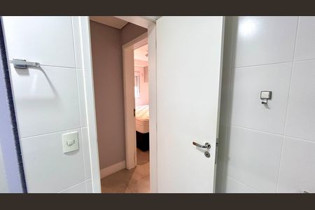 Apartamento para alugar com 68m², 2 quartos e 1 vaga Apartamento para alugar com 68m², 2 quartos e 1 vagaBanheiro 1