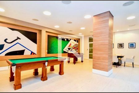 Apartamento para alugar com 68m², 2 quartos e 1 vaga Apartamento para alugar com 68m², 2 quartos e 1 vagaSalão de jogos