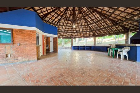 Casa de condomínio à venda com 400m², 4 quartos e 10 vagas Casa de condomínio à venda com 400m², 4 quartos e 10 vagasÁrea comum