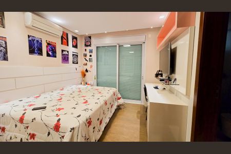 Casa de condomínio à venda com 400m², 4 quartos e 10 vagas Casa de condomínio à venda com 400m², 4 quartos e 10 vagasSuíte 2