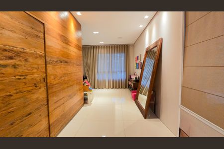 Casa de condomínio à venda com 400m², 4 quartos e 10 vagas Casa de condomínio à venda com 400m², 4 quartos e 10 vagasSala